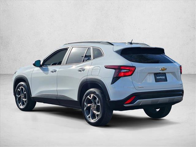 Certified 2024 Chevrolet Trax LT w/ Driver Confidence Package FWD image 8
