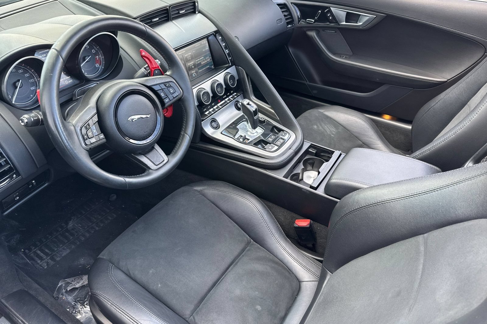 Used 2015 Jaguar F-TYPE Convertible RWD image 10