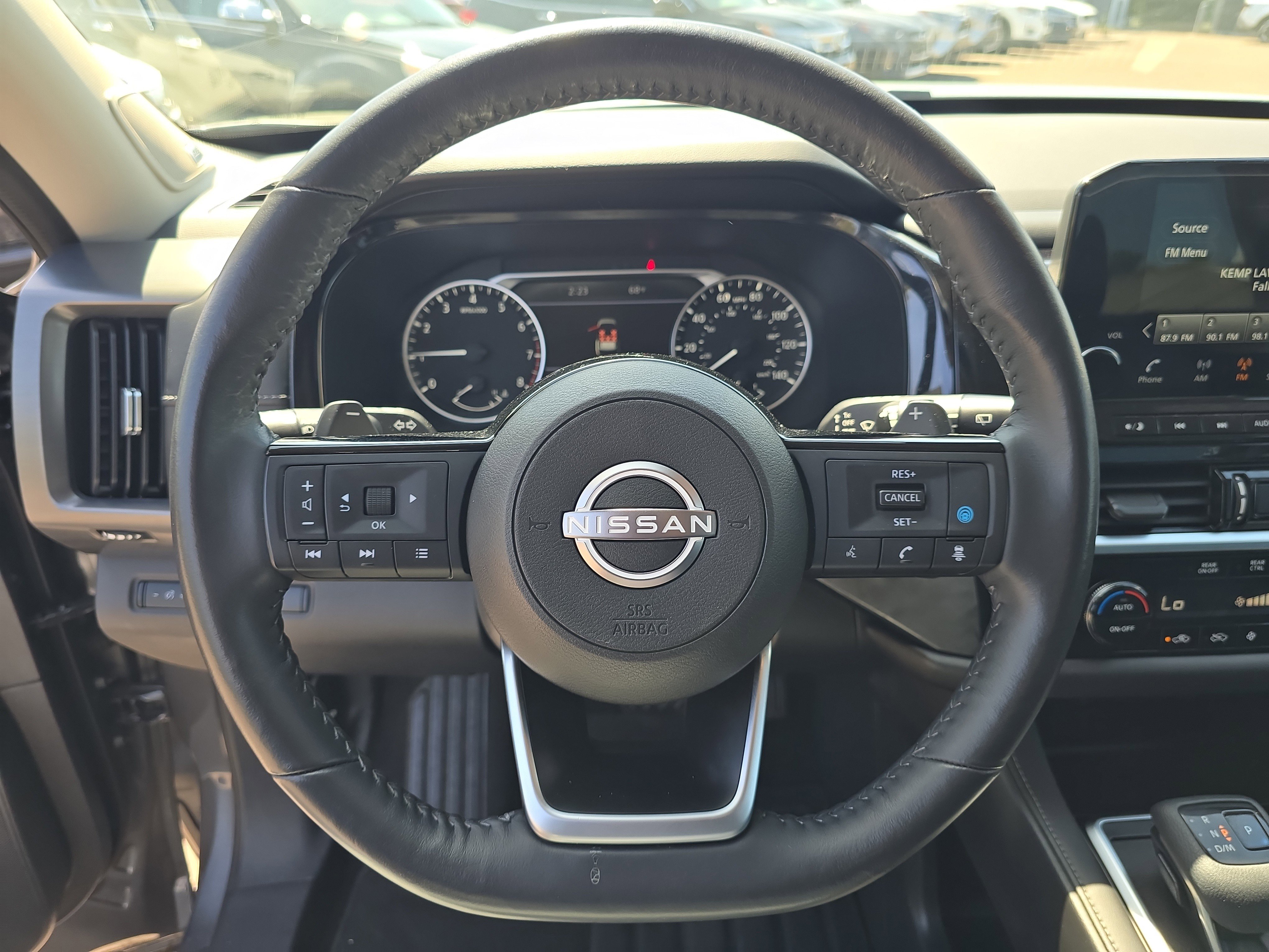 Used 2022 Nissan Pathfinder SL w/ SL Premium Package image 31