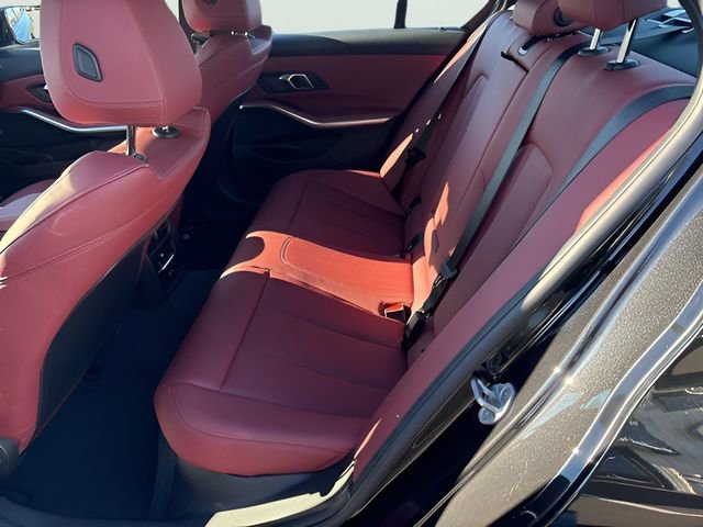 Used 2025 BMW 330i xDrive Sedan image 10