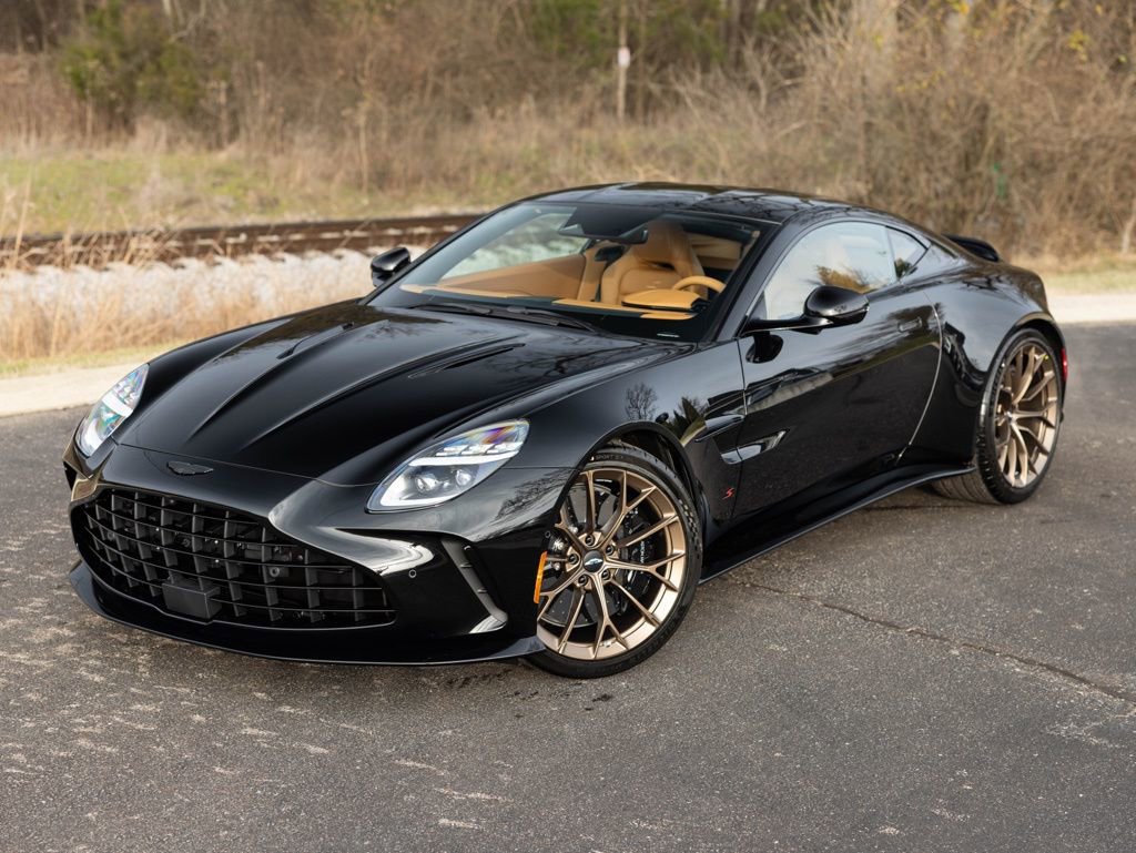 New 2026 Aston Martin V8 Vantage S image 4