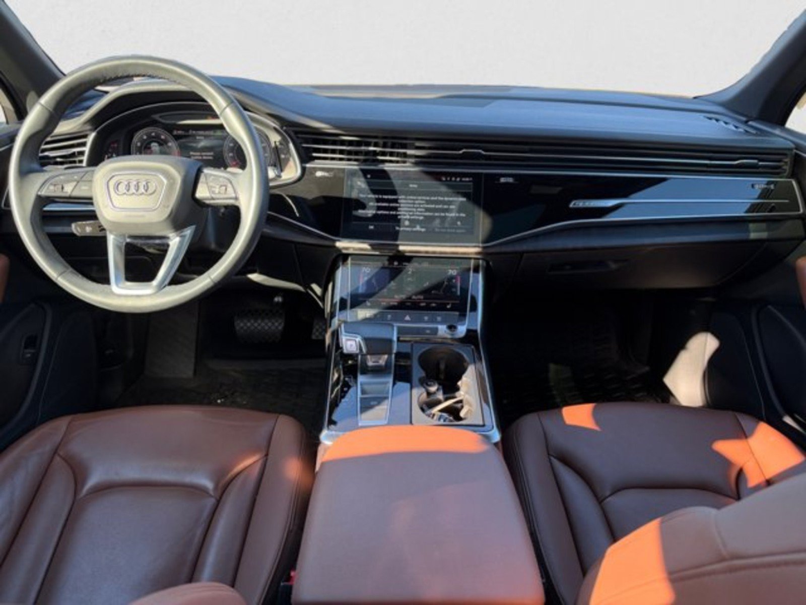 Used 2023 Audi Q7 2.0T Premium w/ Convenience Package AWD/4WD image 13