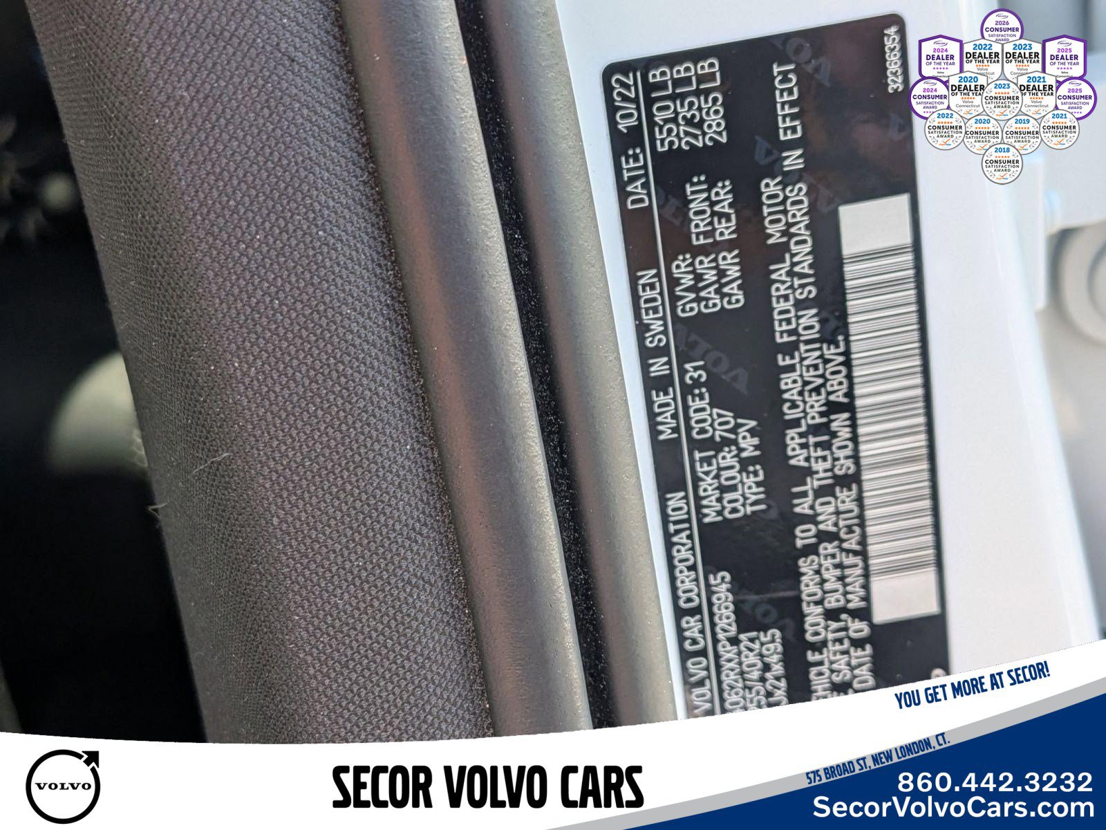 Used 2023 Volvo XC60 B6 Ultimate w/ Climate Package AWD/4WD image 32