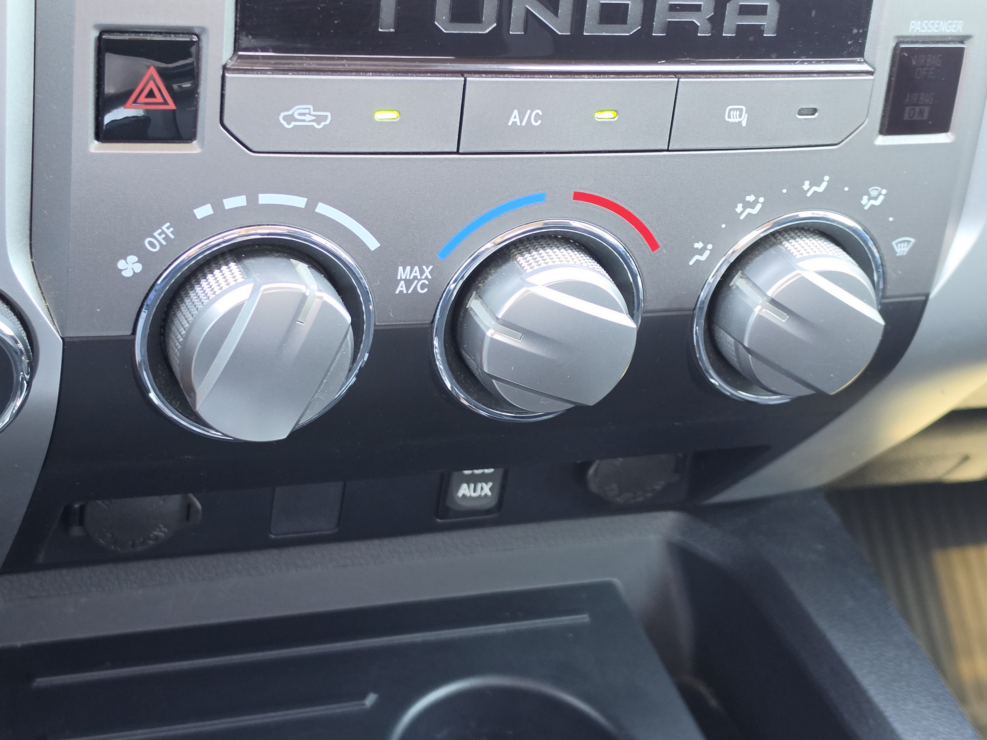 Used 2016 Toyota Tundra SR5 w/ TRD Off Road Package AWD/4WD image 23
