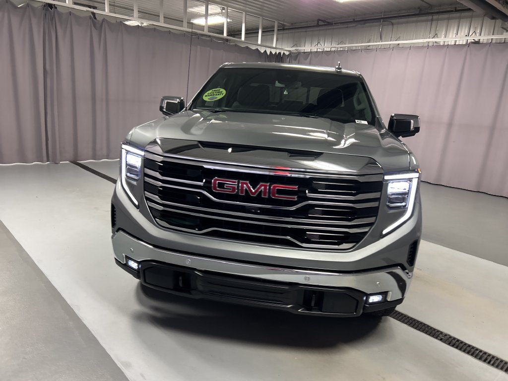 New 2026 GMC Sierra 1500 SLT AWD/4WD image 2