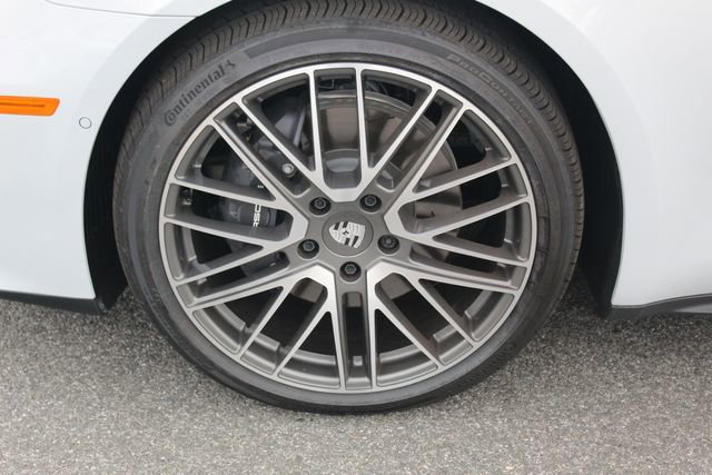 New 2025 Porsche Panamera 4 image 15