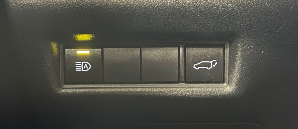 Used 2024 Toyota Grand Highlander AWD image 15