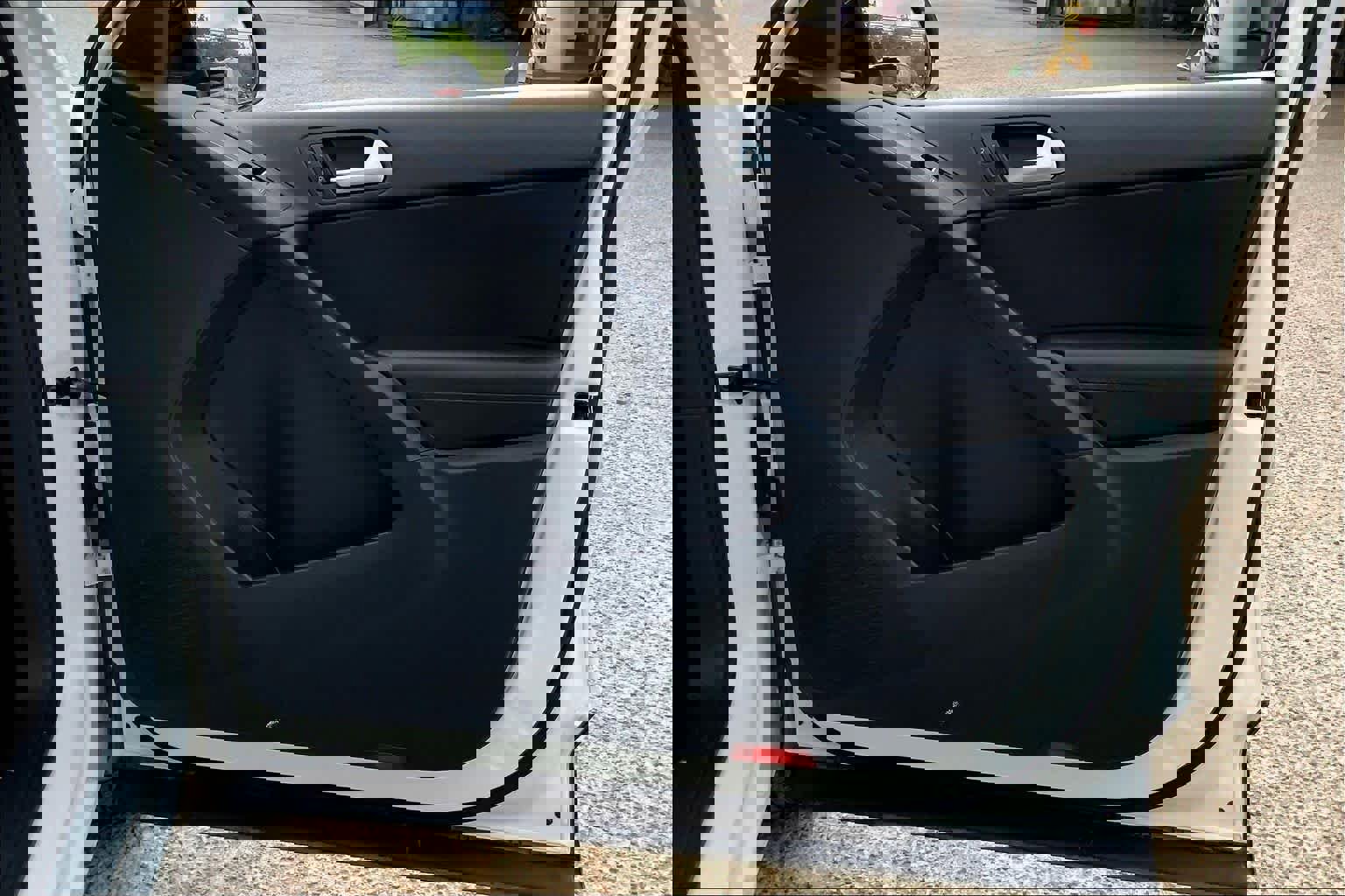 Used 2017 Volkswagen Tiguan Wolfsburg Edition image 20