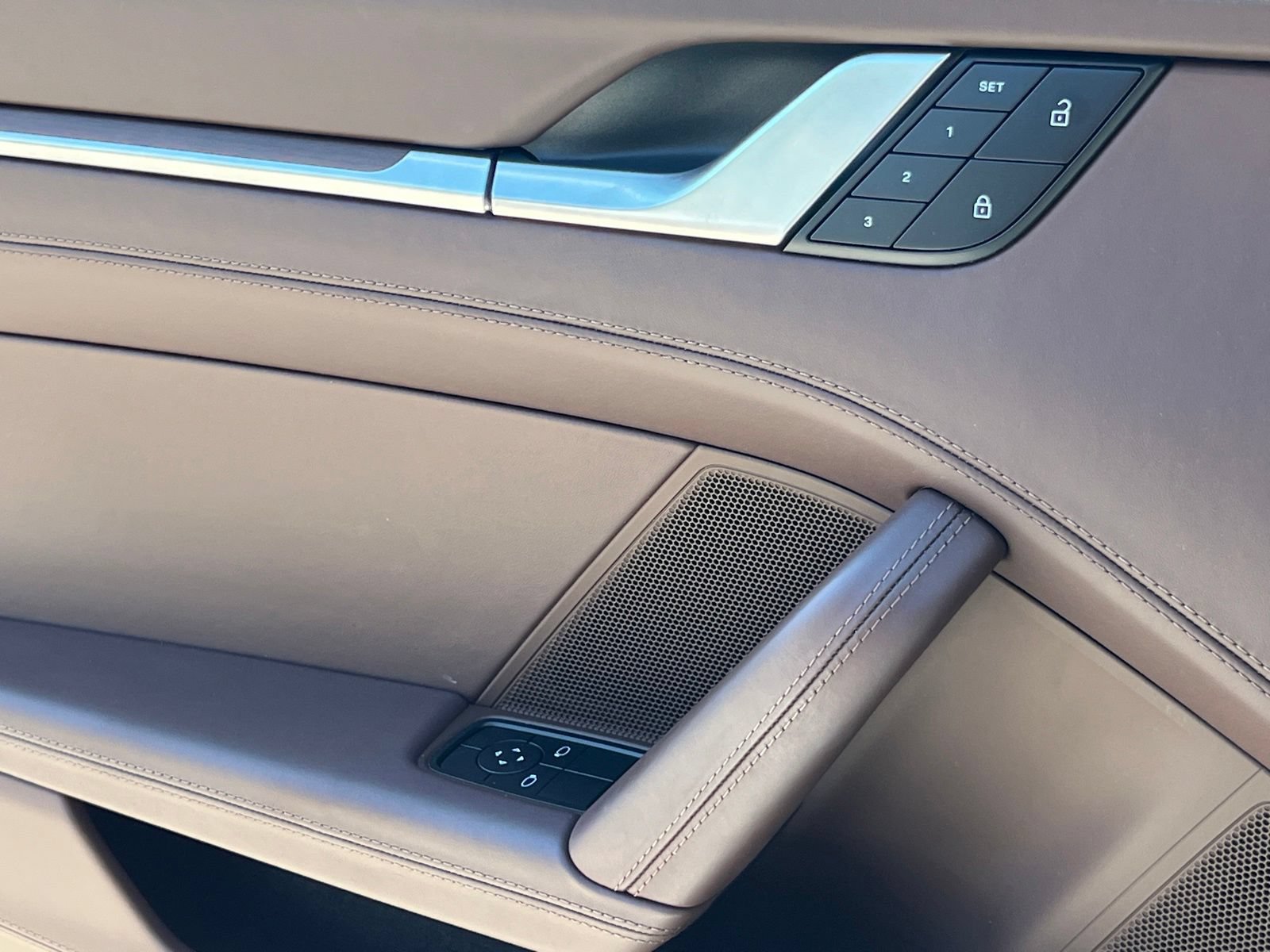 Certified 2024 Porsche 911 Carrera S RWD image 11