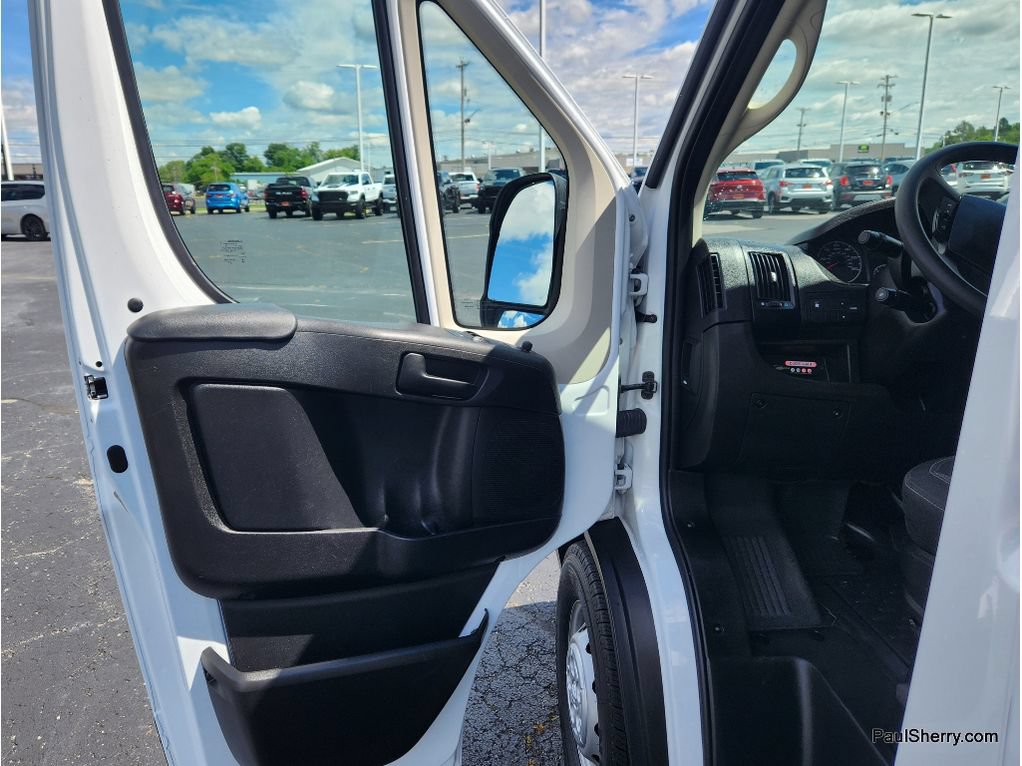 Used 2021 RAM ProMaster 2500 w/ Premium Appearance Group FWD image 39