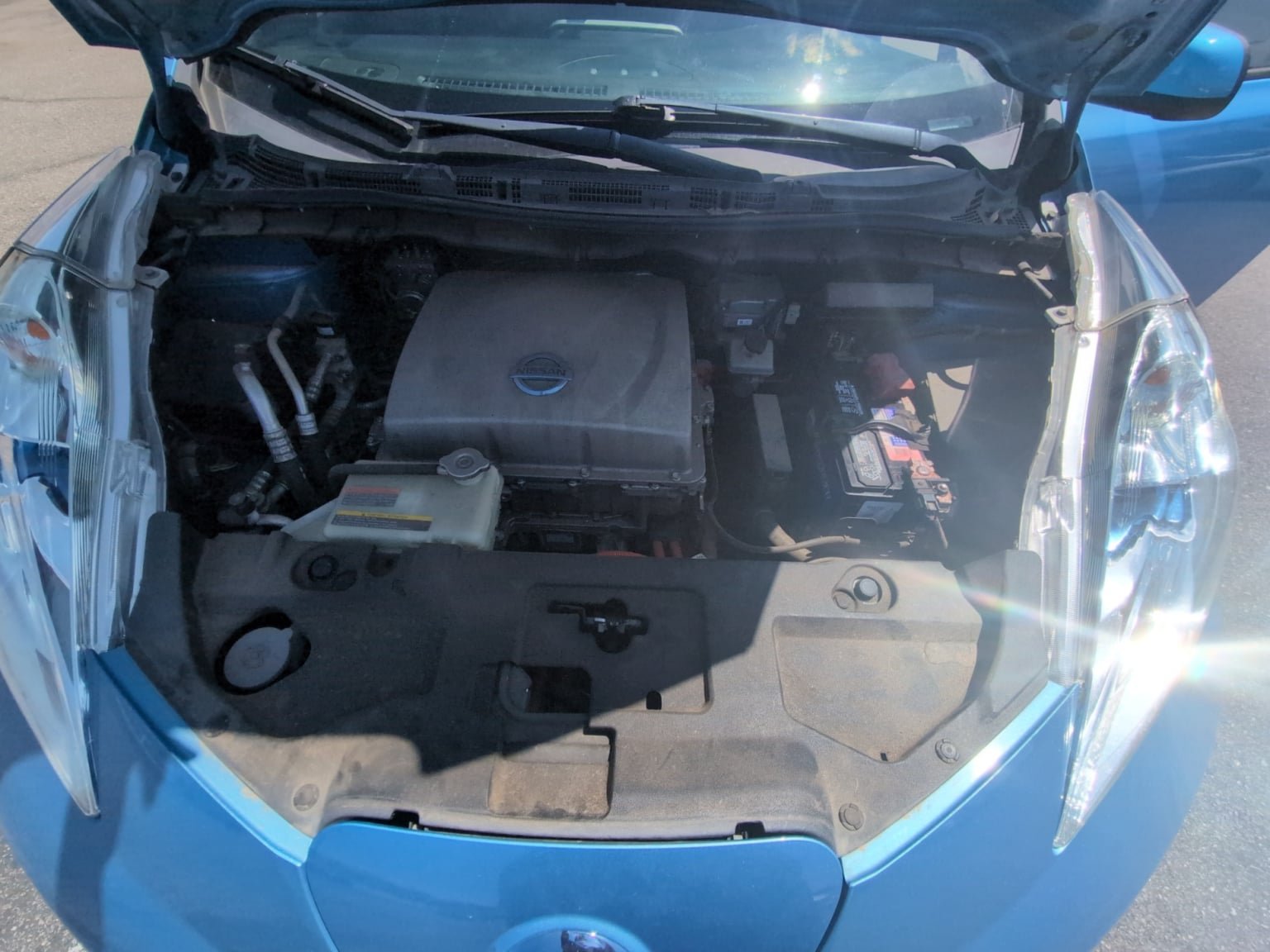 Used 2013 Nissan Leaf SL w/ Premium Pkg FWD image 20