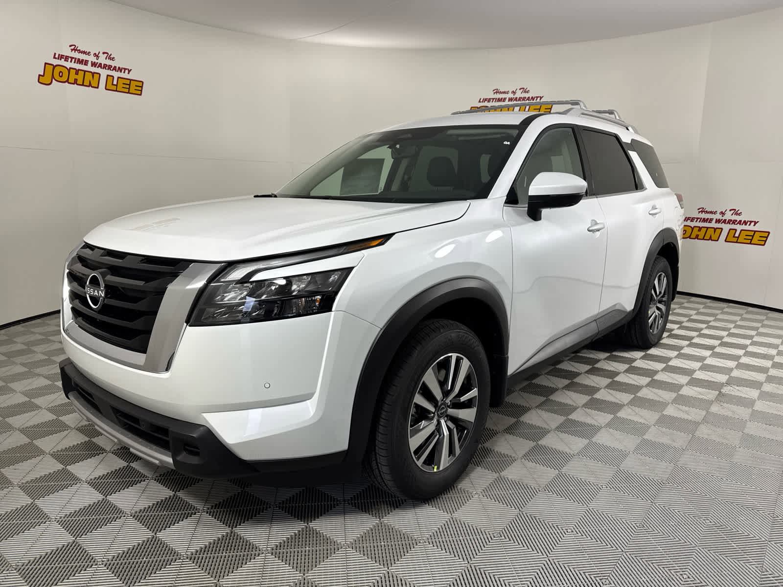 New 2025 Nissan Pathfinder SL