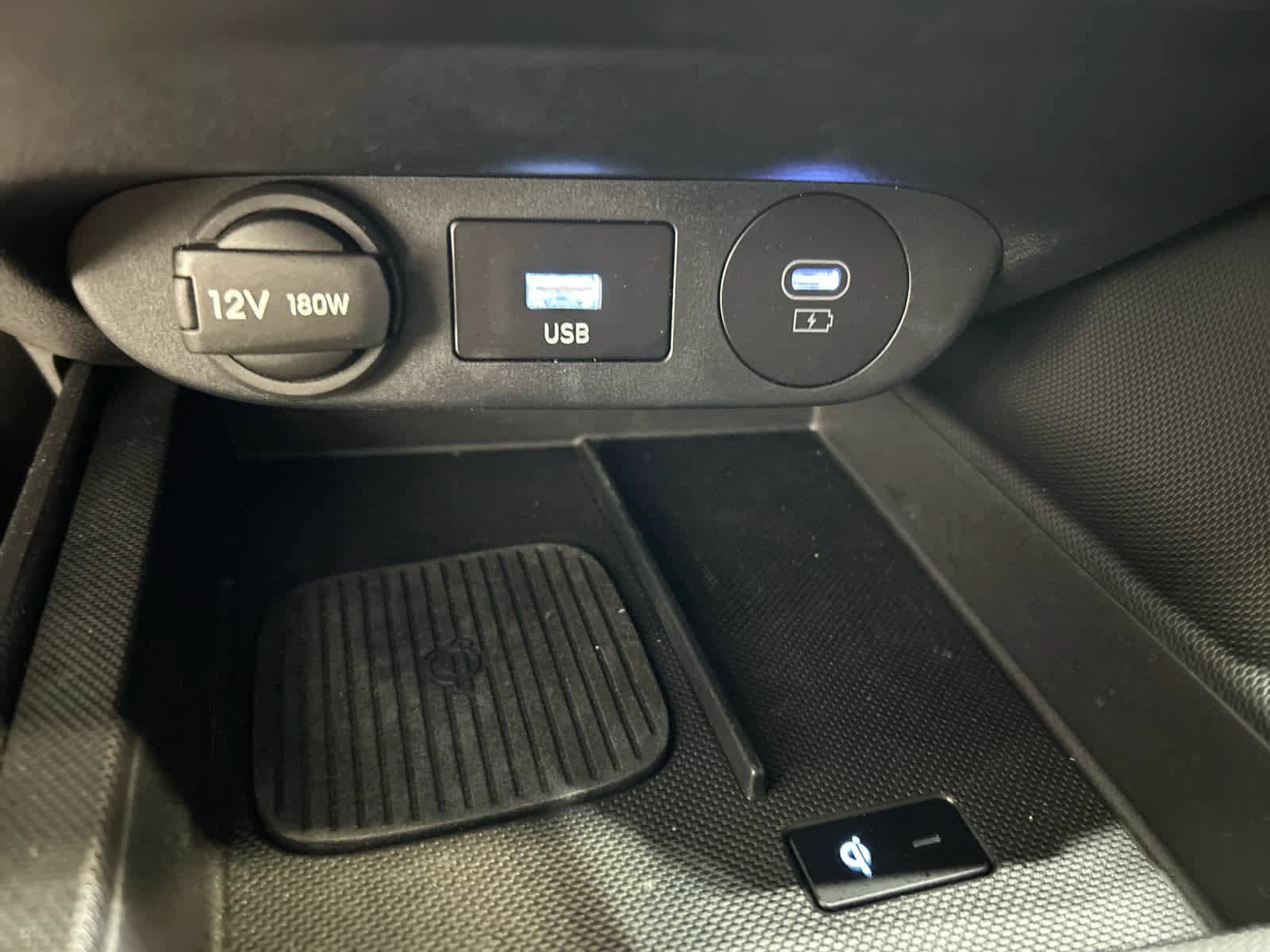 Used 2026 Hyundai Elantra SEL FWD image 18
