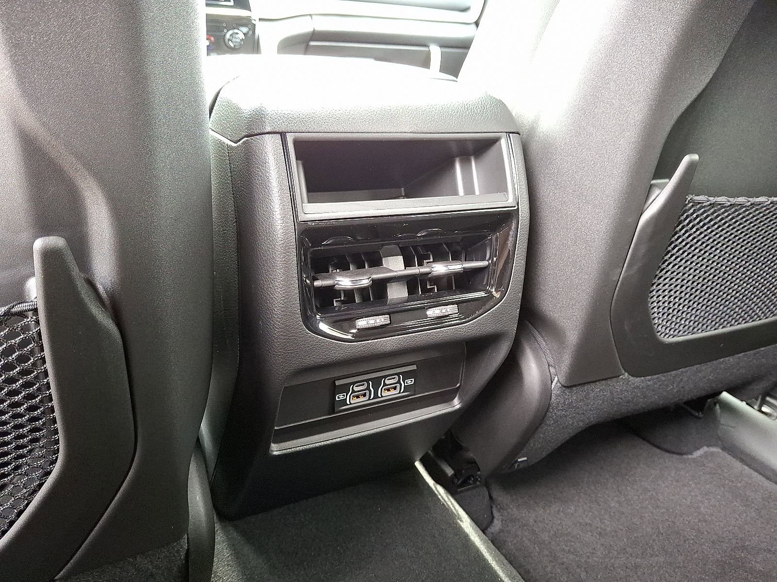 New 2025 Jeep Grand Cherokee Laredo w/ MOPAR Finishing Package image 7