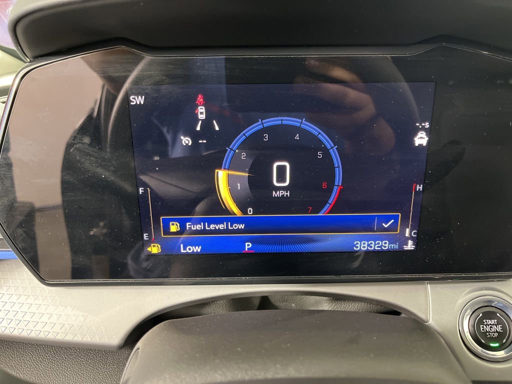 Certified 2025 Chevrolet Trax LT image 34