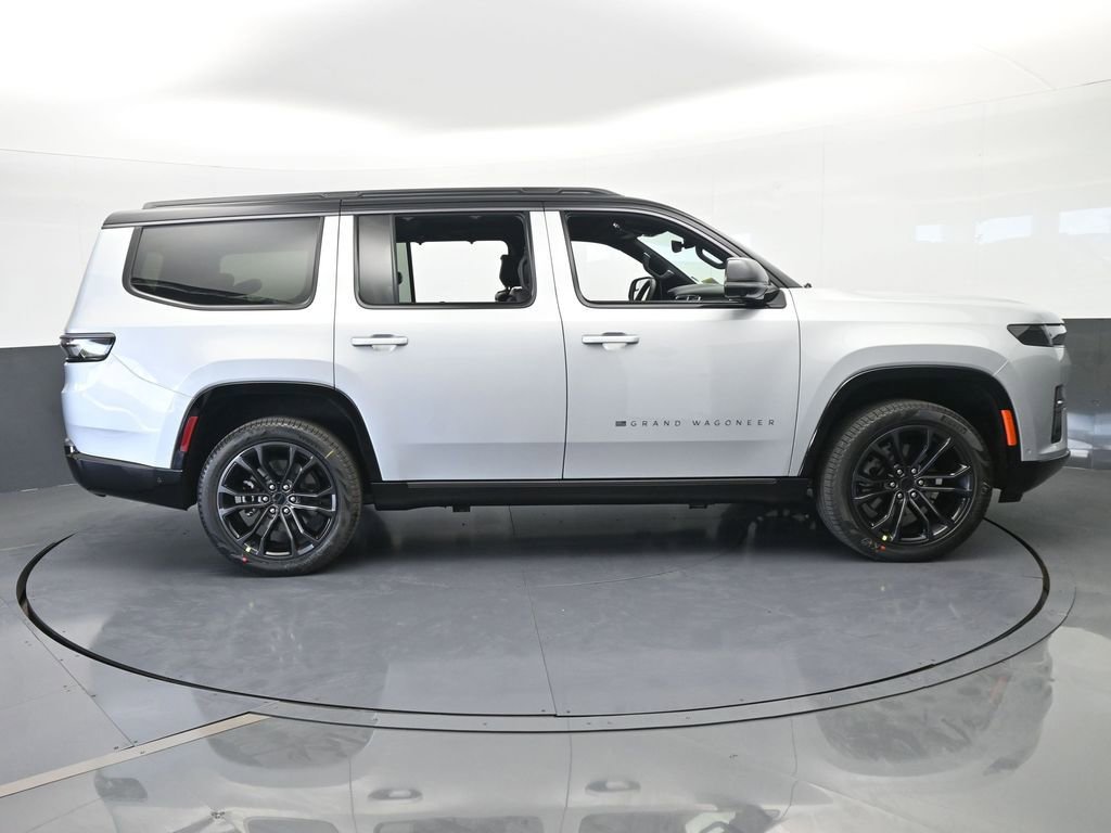 New 2026 Jeep Grand Wagoneer Summit AWD/4WD image 7