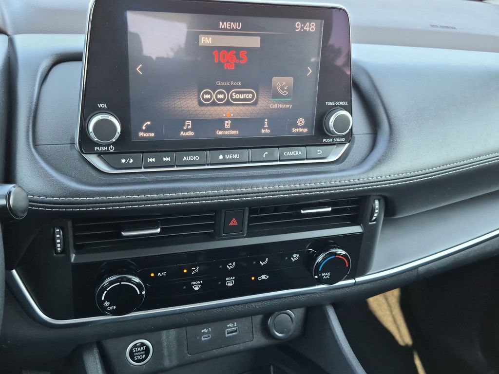 Used 2022 Nissan Rogue S FWD image 17