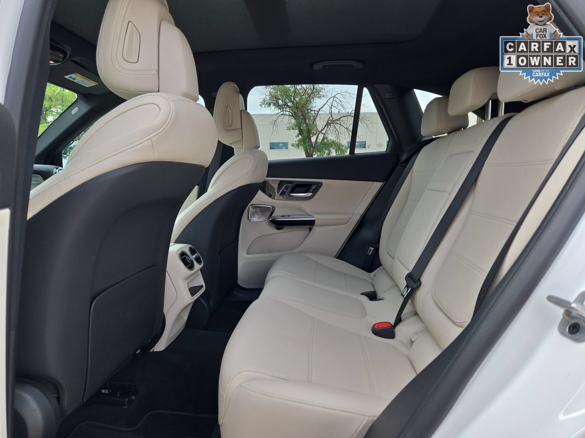 Certified 2025 Mercedes-Benz GLC 300 image 13