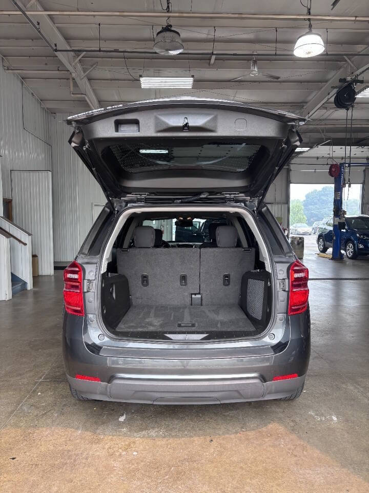 Used 2017 Chevrolet Equinox LS AWD/4WD image 9