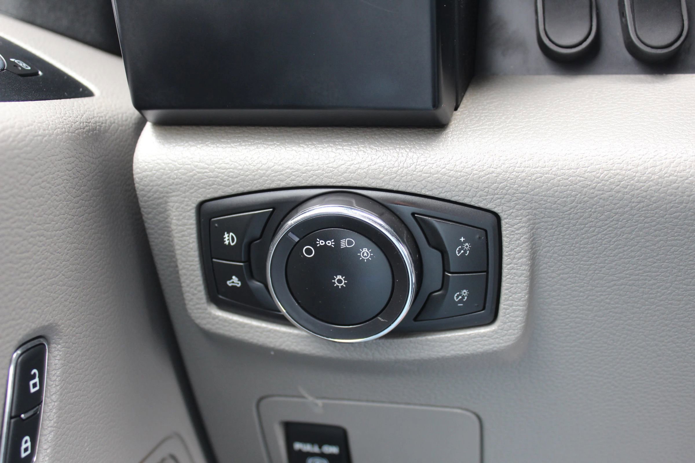 Used 2016 Ford F150 XL w/ Equipment Group 101A Mid image 23