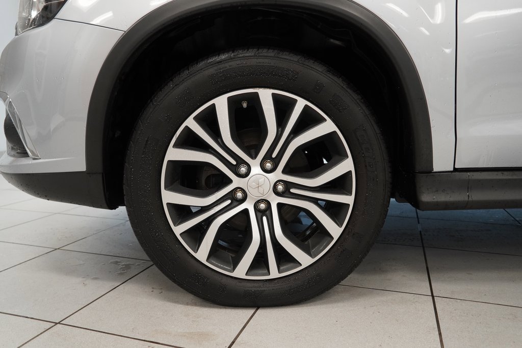 Used 2016 Mitsubishi Outlander Sport SEL image 15