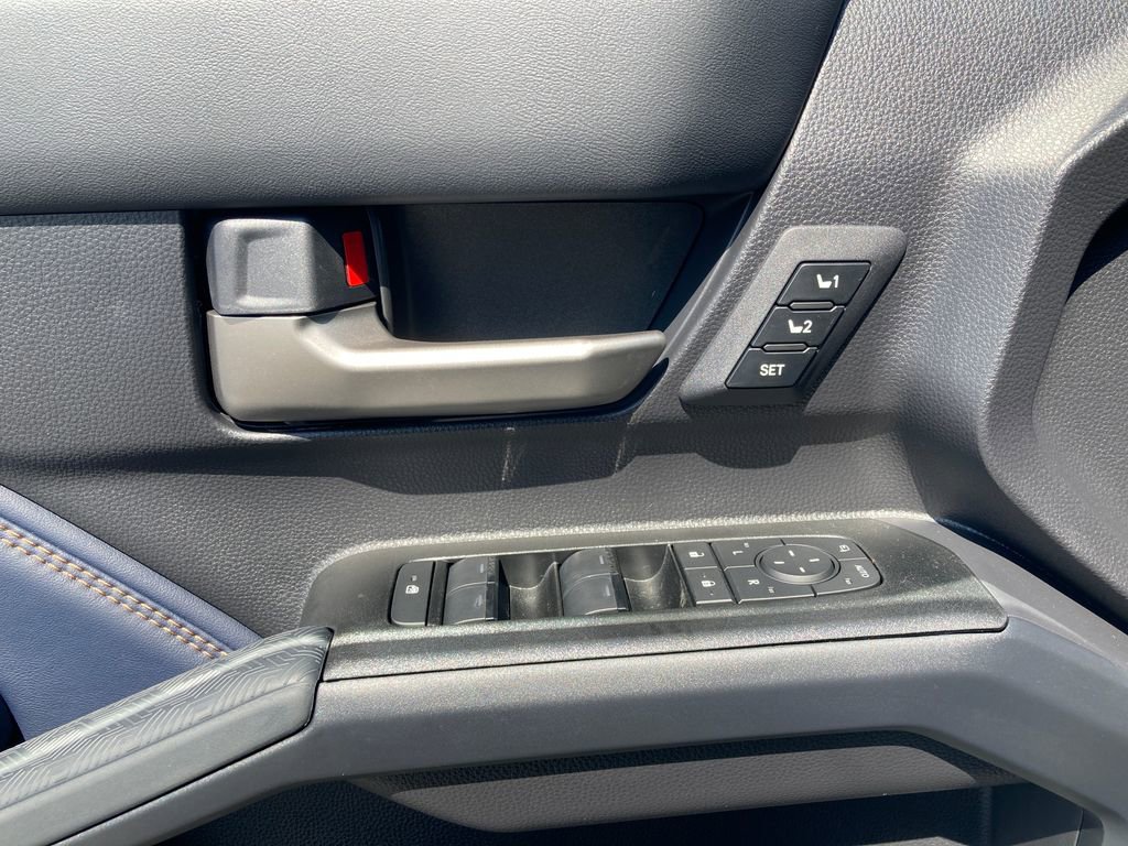 New 2026 Toyota 4Runner Platinum AWD/4WD image 6