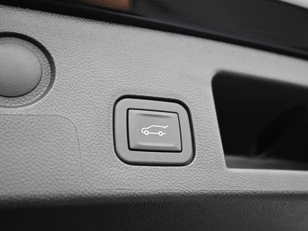 New 2026 Chevrolet Equinox RS FWD image 43