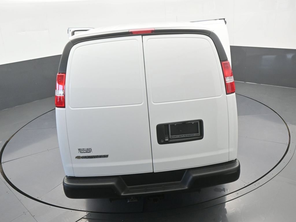New 2026 Chevrolet Express 2500 Extended w/ Driver Convenience Package RWD image 64