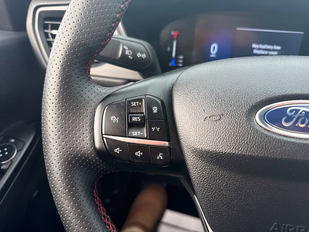 Used 2023 Ford Escape ST-Line w/ Tech Pack #1 image 33