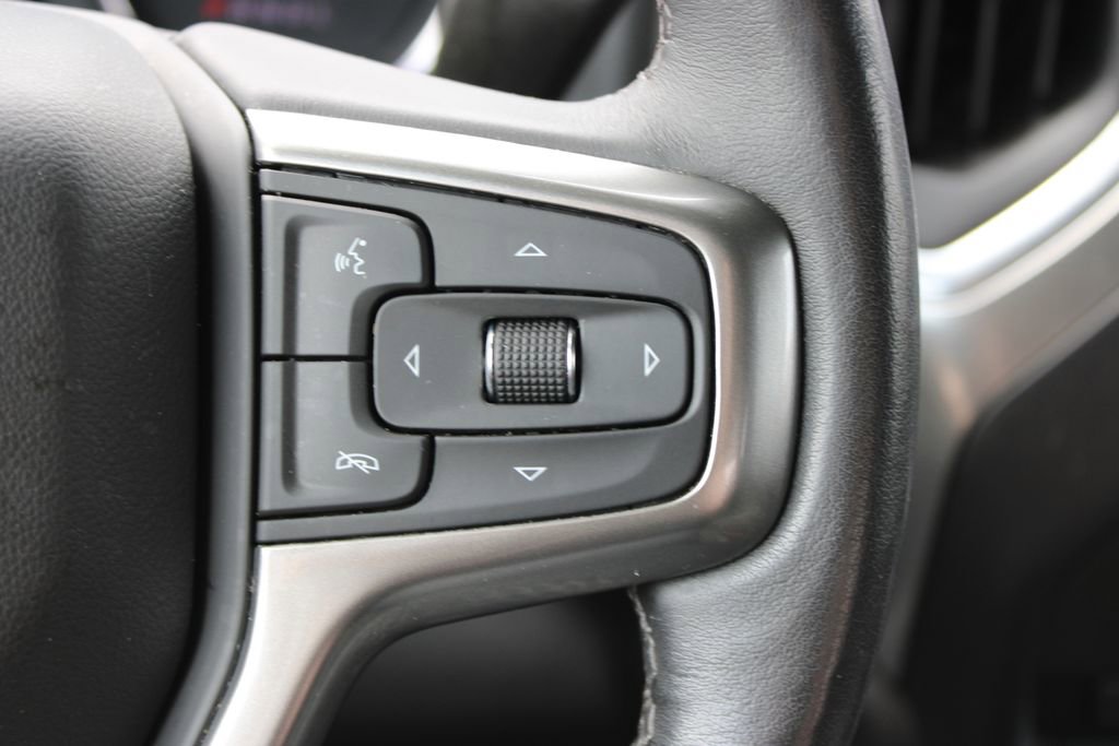 Used 2021 Chevrolet Silverado 1500 LT w/ Z71 Off-Road Package image 38