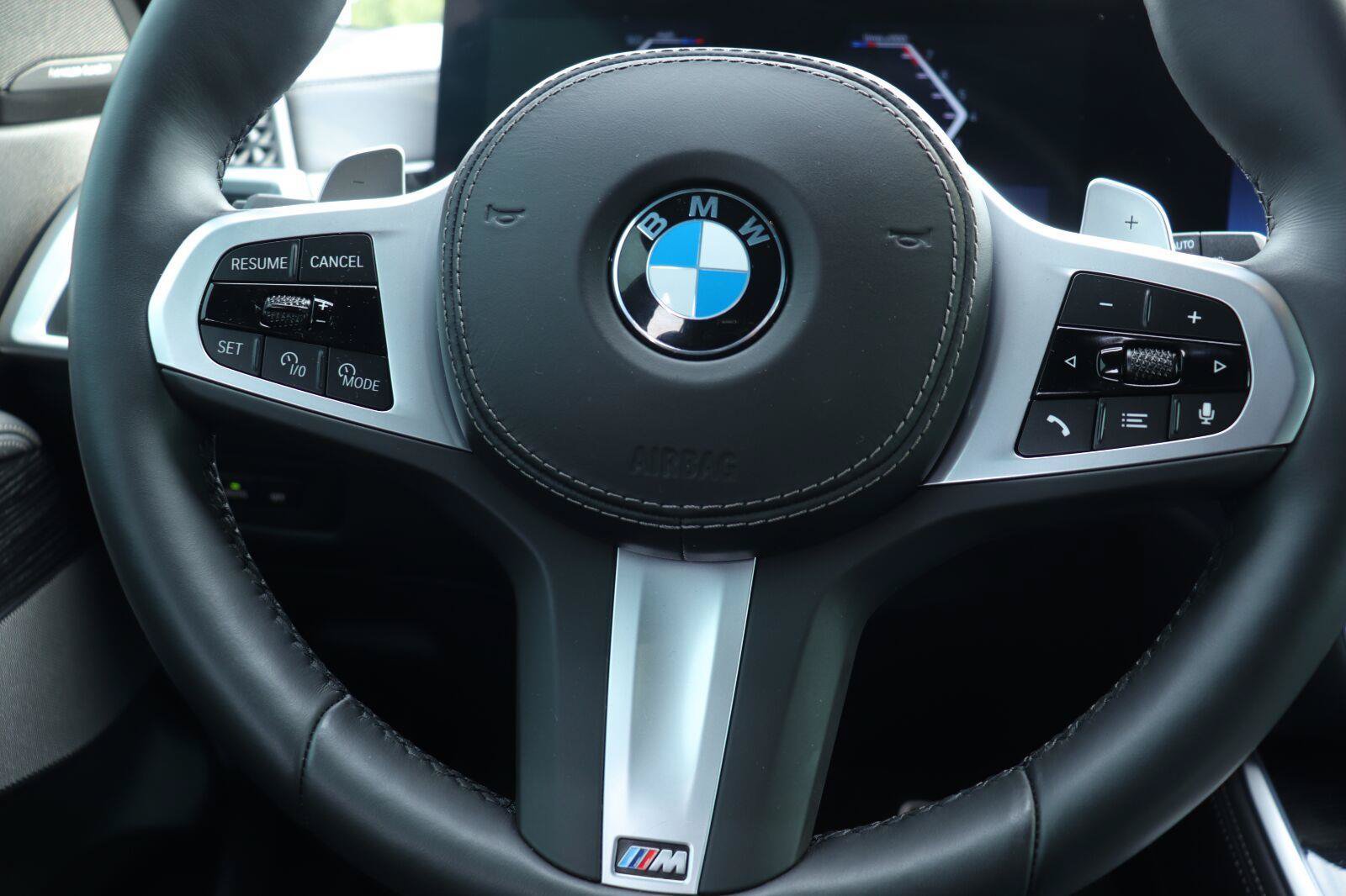 Used 2024 BMW X5 xDrive40i w/ M Sport Package AWD/4WD image 31