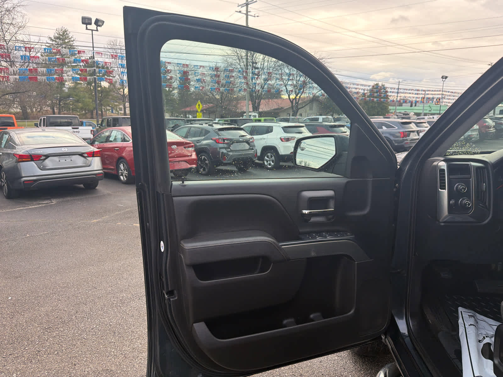 Used 2017 Chevrolet Silverado 1500 LT w/ Texas Edition image 15