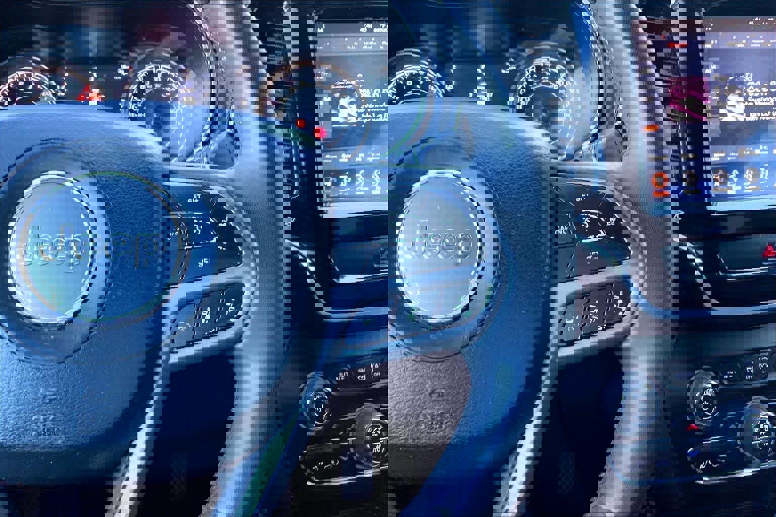 Used 2022 Jeep Cherokee Limited w/ Mopar Interior Package image 24