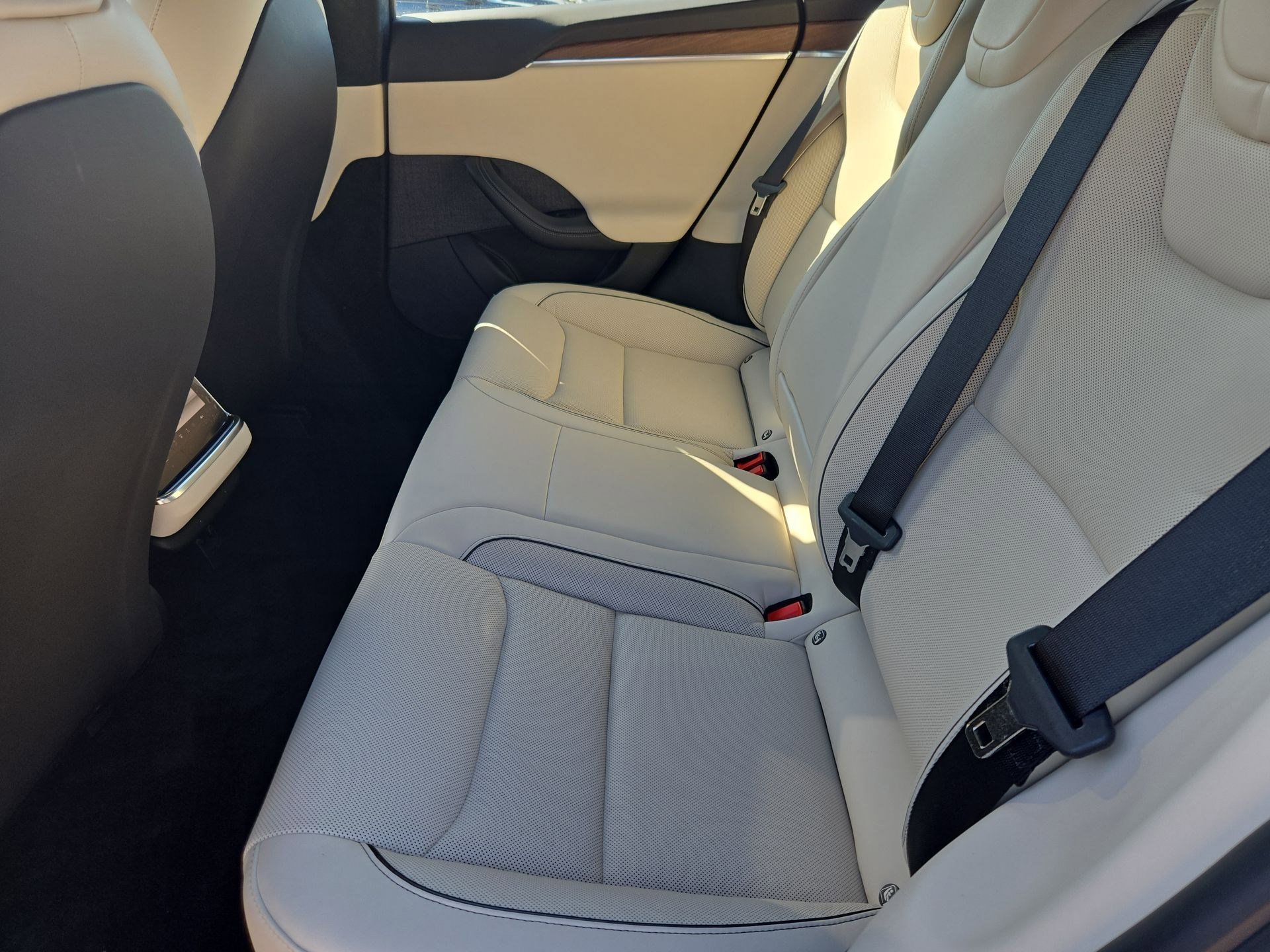 Used 2021 Tesla Model S Plaid AWD/4WD image 27