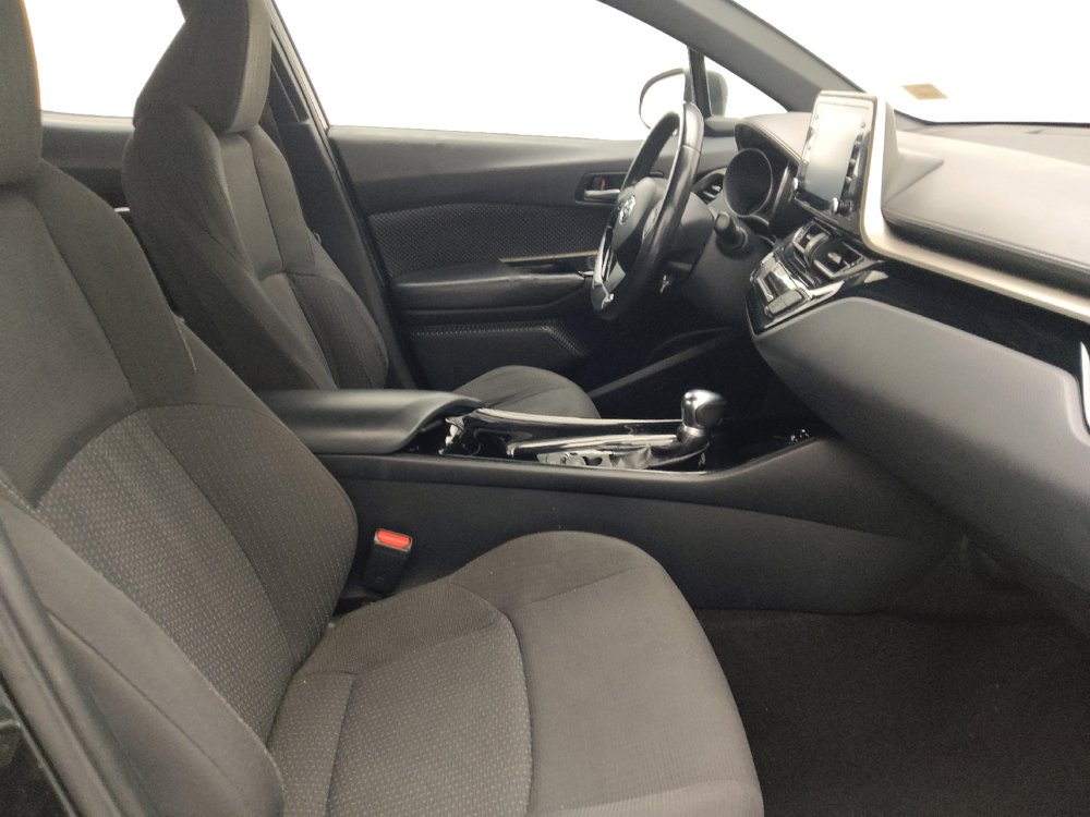 Used 2019 Toyota C-HR XLE FWD image 21