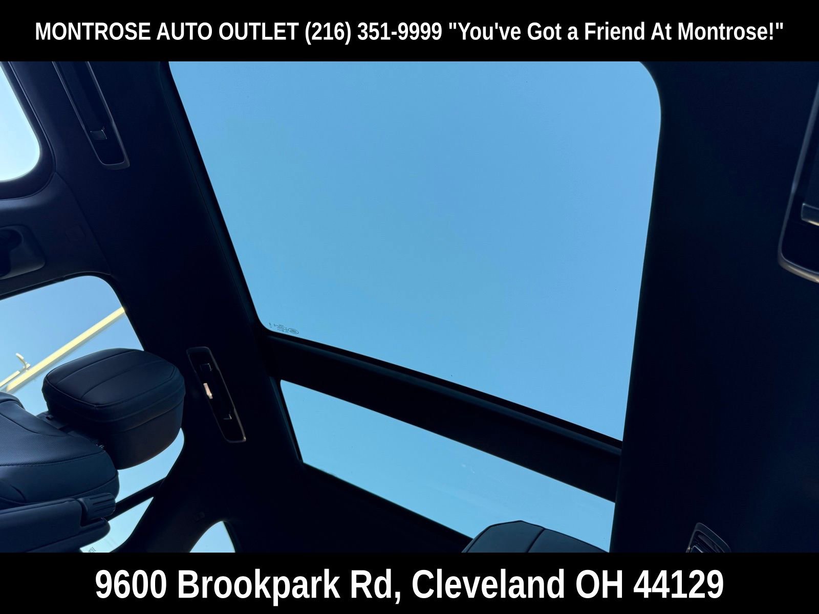 New 2025 Land Rover Range Rover Sport SE image 35