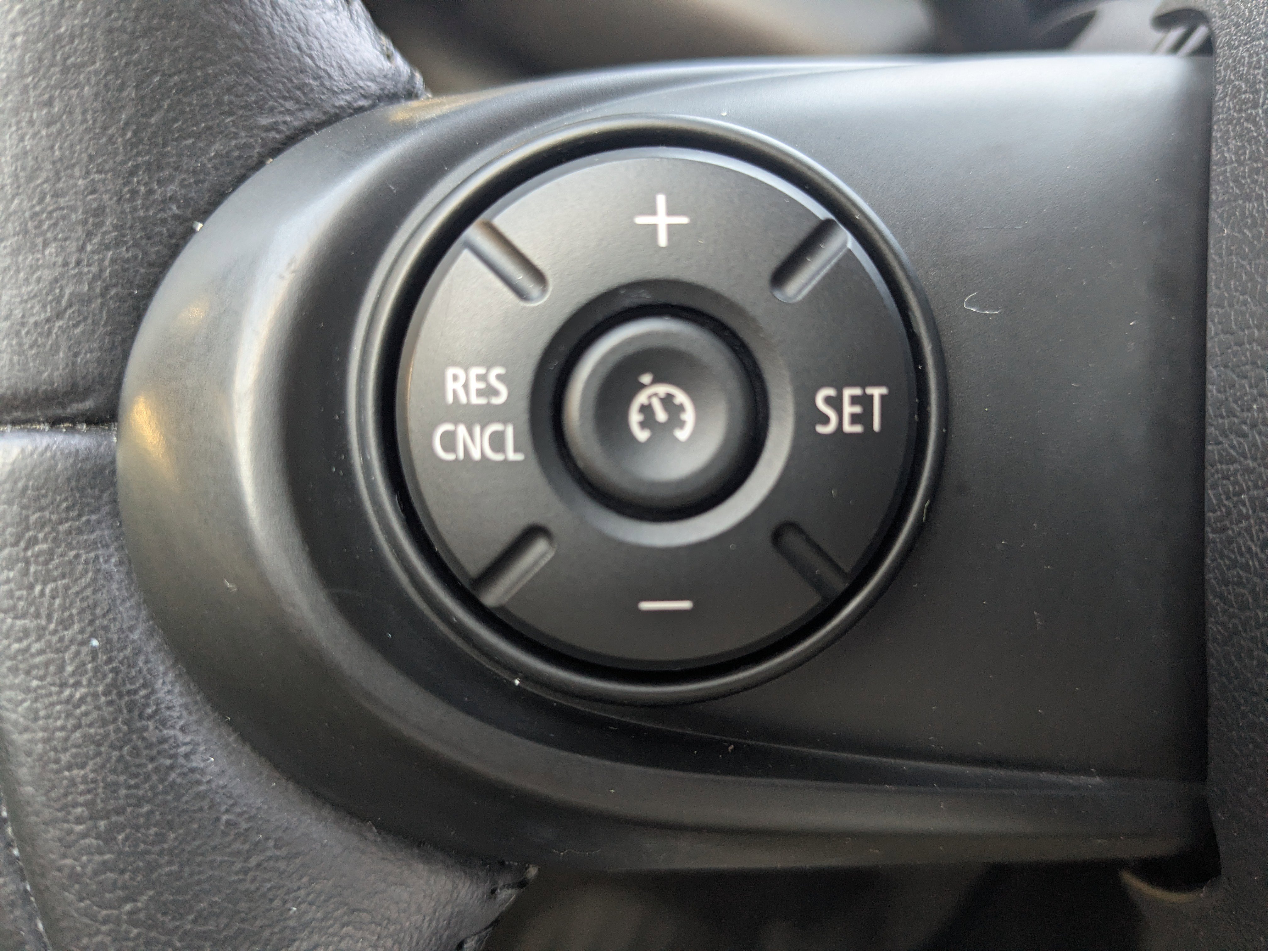 Used 2019 MINI Cooper Convertible image 28