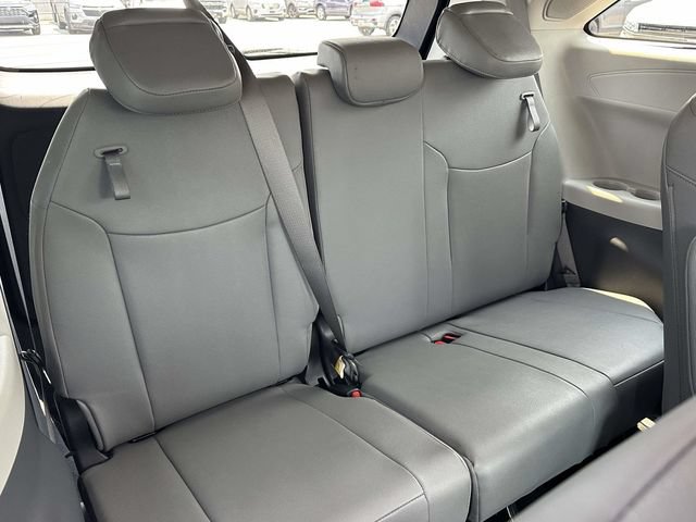 Used 2024 Toyota Sienna Limited AWD/4WD image 21