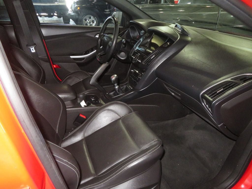 Used 2013 Ford Focus ST FWD image 34