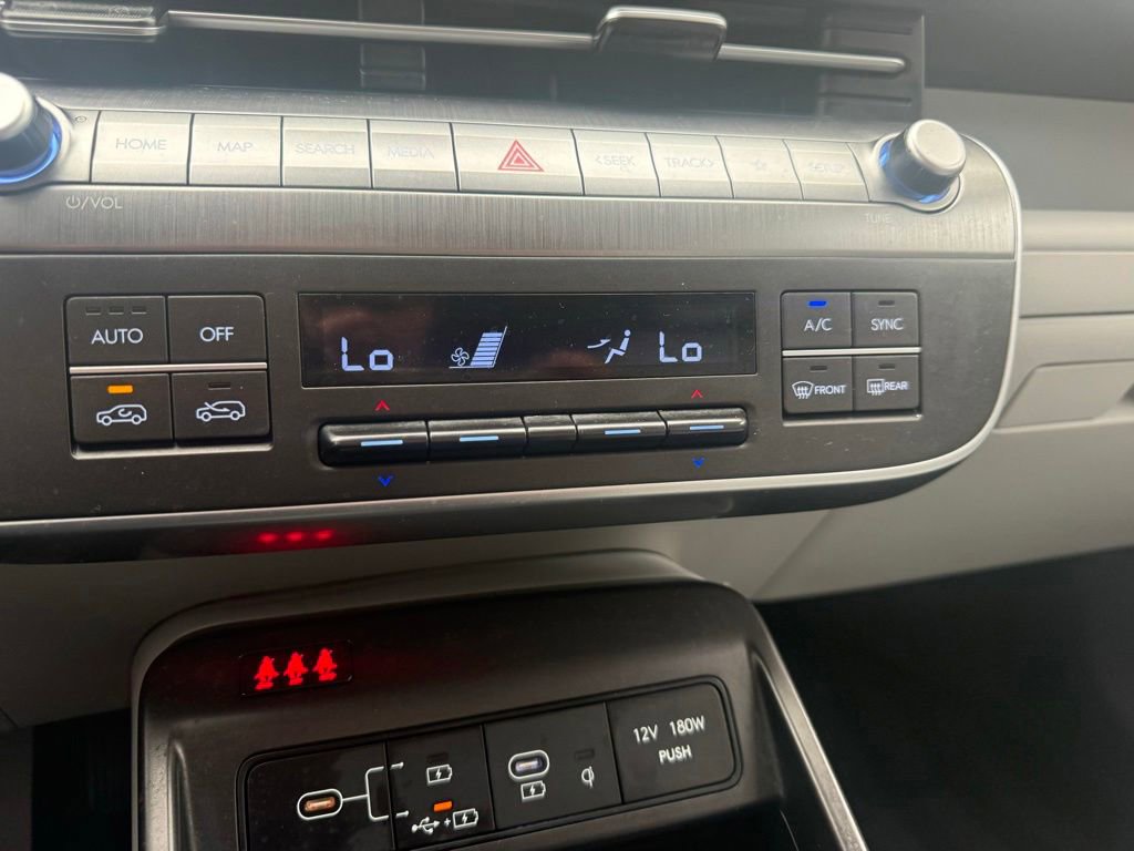 Used 2024 Hyundai Kona SEL w/ Convenience Package AWD/4WD image 23