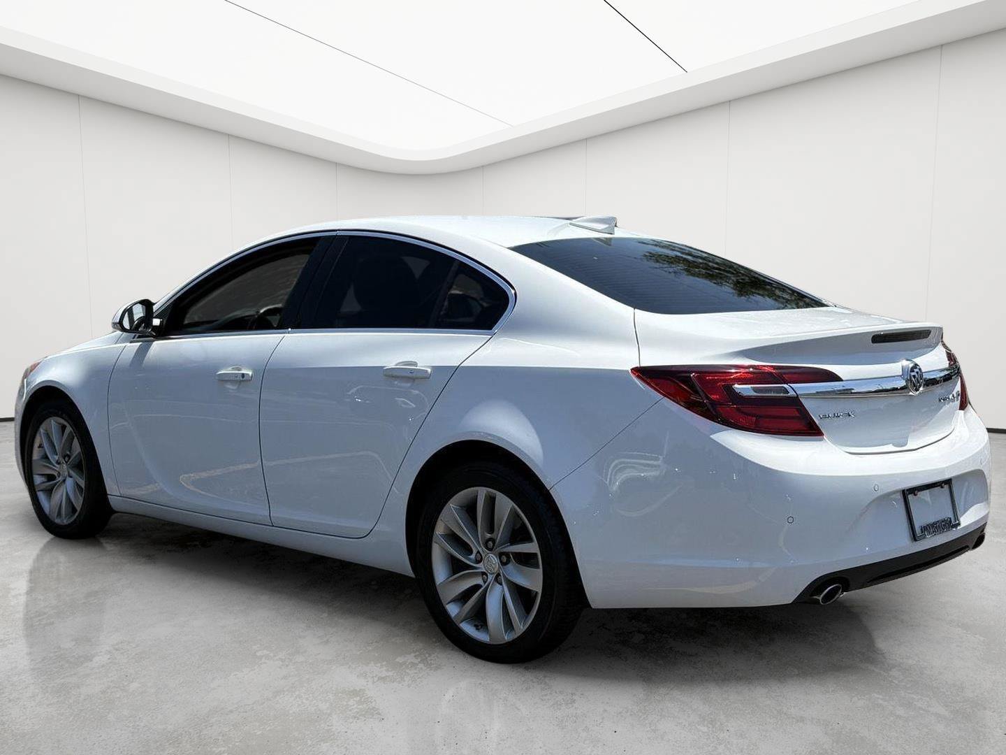 Used 2016 Buick Regal Premium FWD image 6
