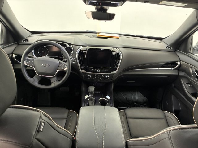 Used 2023 Chevrolet Traverse Premier w/ Redline Edition AWD/4WD image 20