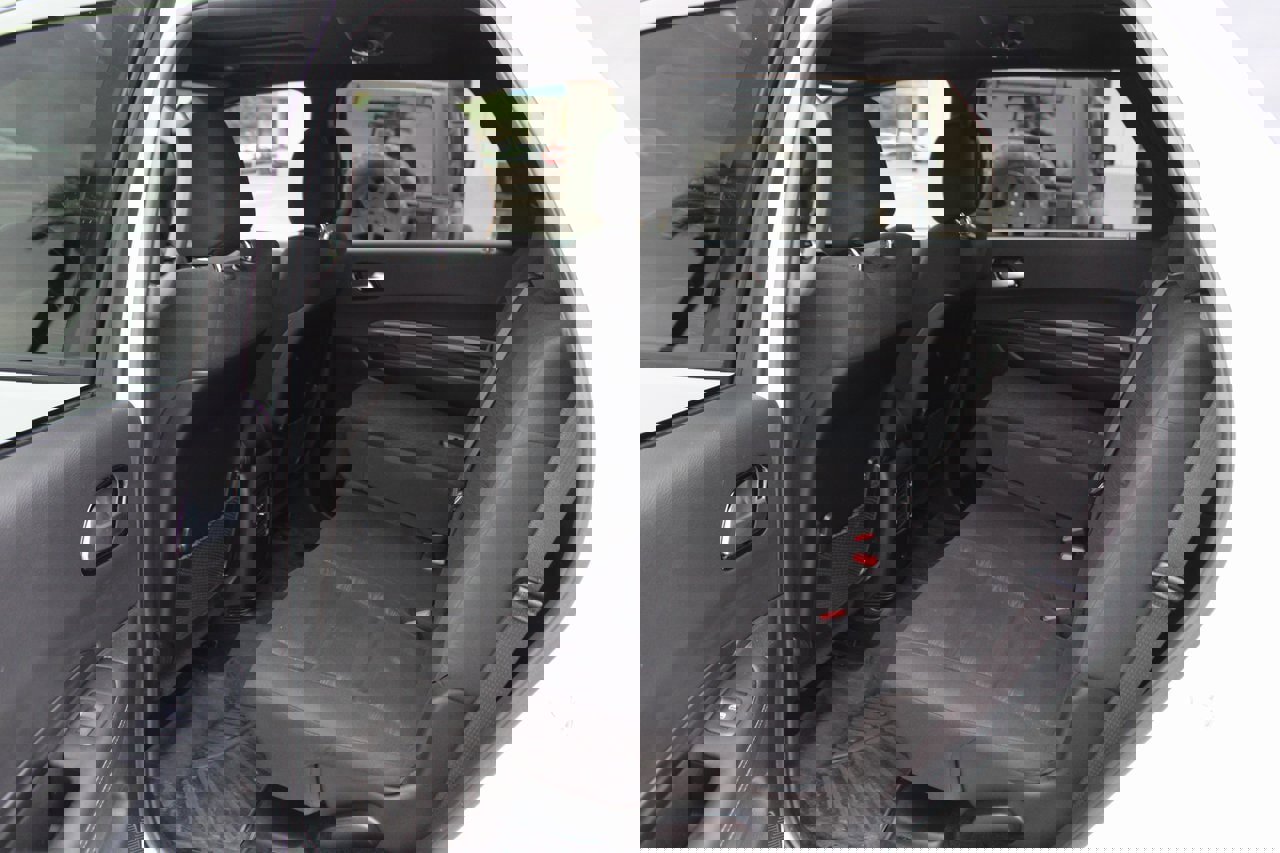 Used 2022 Dodge Durango SXT w/ Blacktop Package image 11