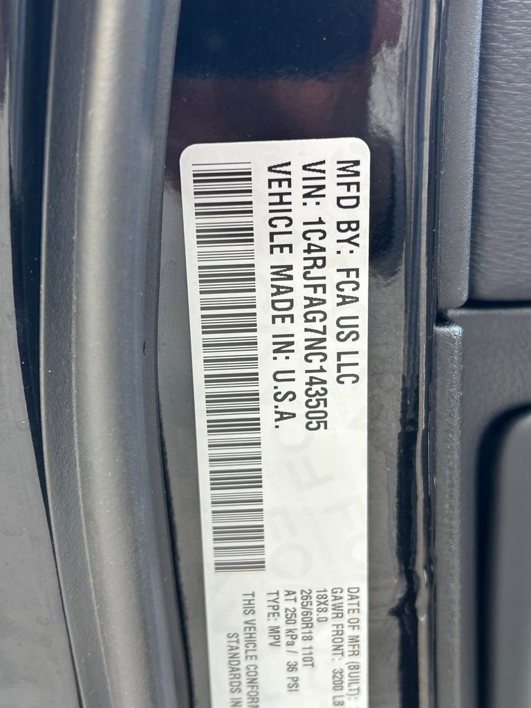 Certified 2022 Jeep Grand Cherokee Laredo E image 53