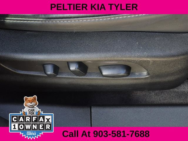 Used 2023 Cadillac XT4 Premium Luxury image 16