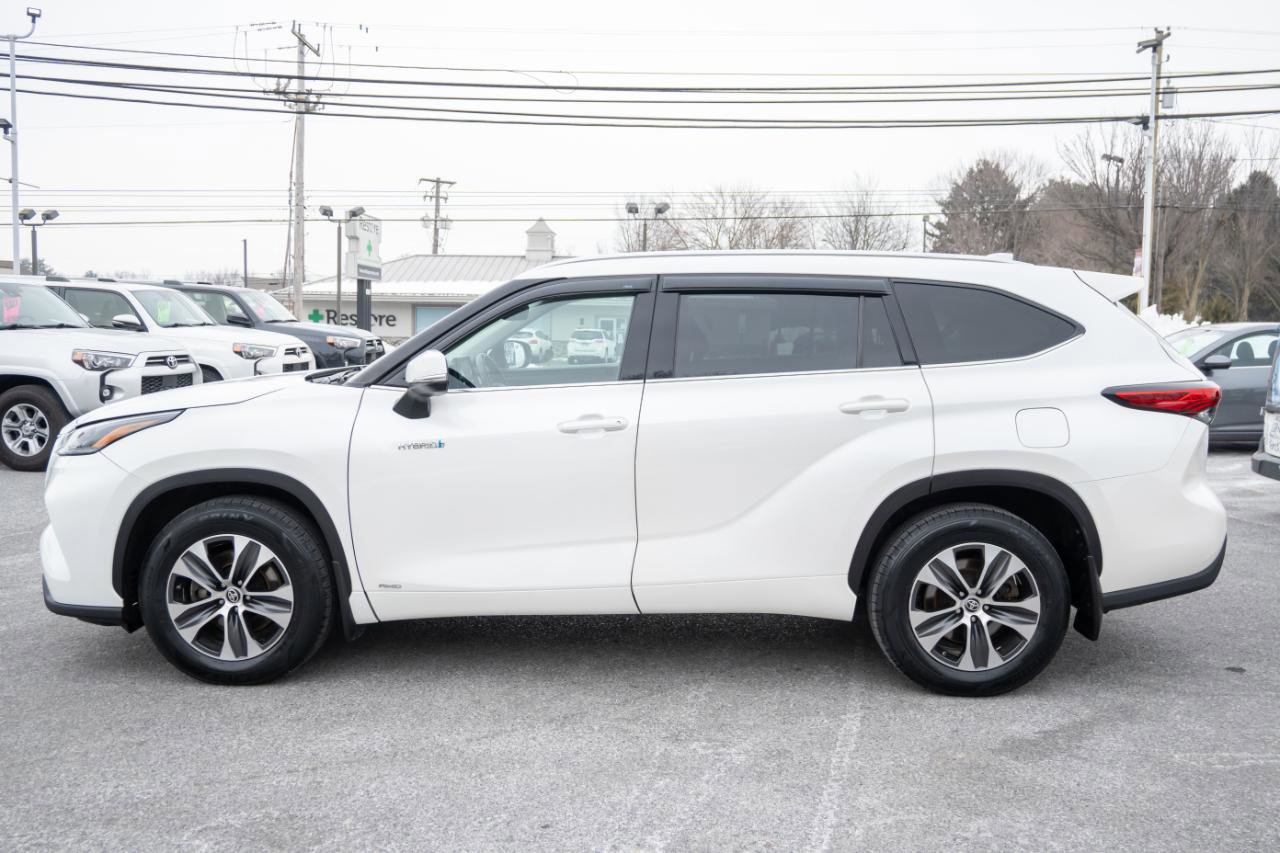 Used 2021 Toyota Highlander XLE image 6