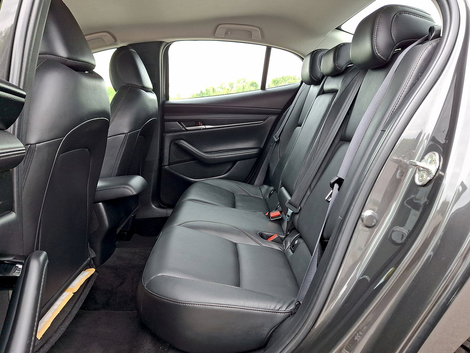 Used 2024 MAZDA MAZDA3 s FWD image 19