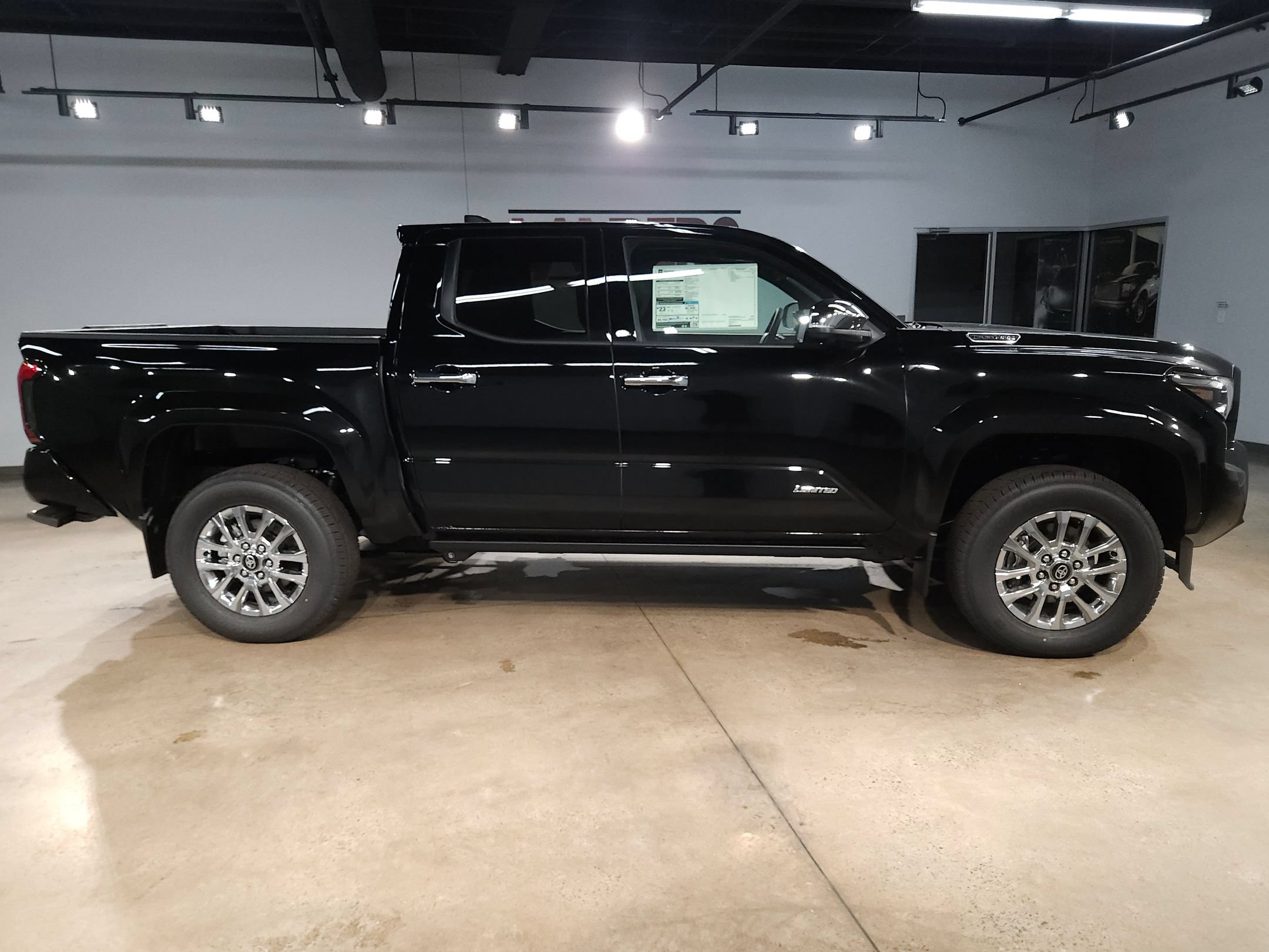 New 2026 Toyota Tacoma Limited AWD/4WD image 8