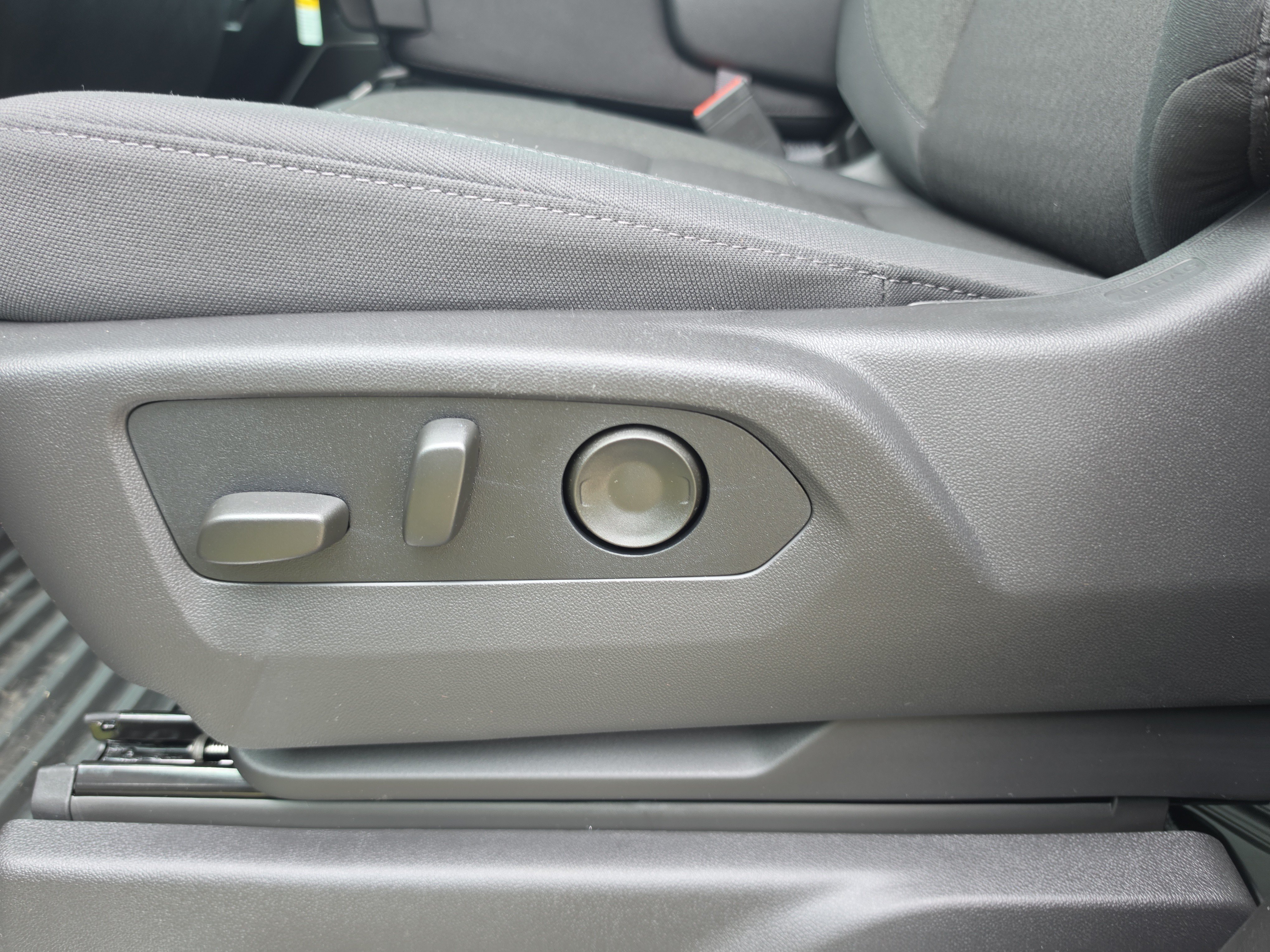 New 2026 GMC Sierra 1500 Elevation AWD/4WD image 14