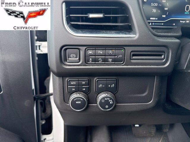 Used 2022 Chevrolet Tahoe Z71 w/ Luxury Package AWD/4WD image 11